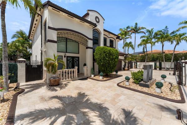Francesca, Miami Lakes, Florida 33016, image 2