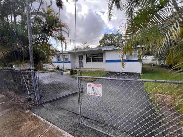 9950 SW 35th Ter, University Park, Florida 33165, image 3