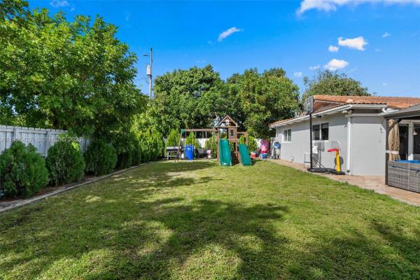 Hollywood Hills, 4306 Johnson St, Hollywood, Florida 33021, image 2