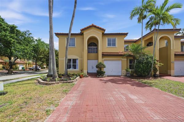 Forest Oak, 192 W Forest Oak Cir, Davie, Florida 33325, image 1