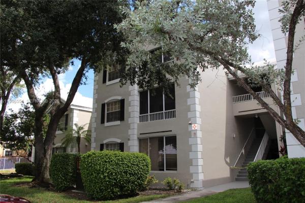 LakeView Club, 2831 N Oakland Forest Dr #112, Oakland Park, Florida 33309, image 1