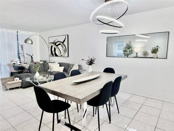 Sands Point, 8321 Sands Point Blvd #204D, Tamarac, Florida 33321, image 2