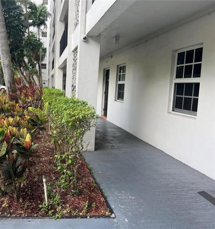 Palm-Aire Country Club 53, 2900 N Course Dr #107, Pompano Beach, Florida 33069, image 1