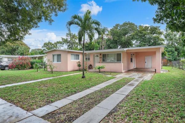 Lauderdale Manors, 1804 NW 18th Ct, Fort Lauderdale, Florida 33311, image 2