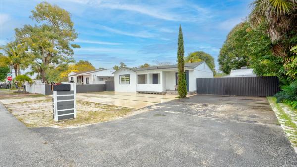 10529 NW 35th Ave, Unincorporated Dade County, Florida 33147, image 1