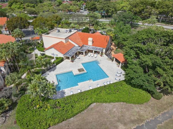 Coral Key, 3400 N Pinewalk Dr N #923, Margate, Florida 33063, image 1