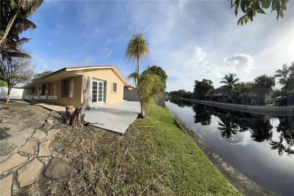 590 NE 20th St #2, Wilton Manors, Florida 33305, image 1