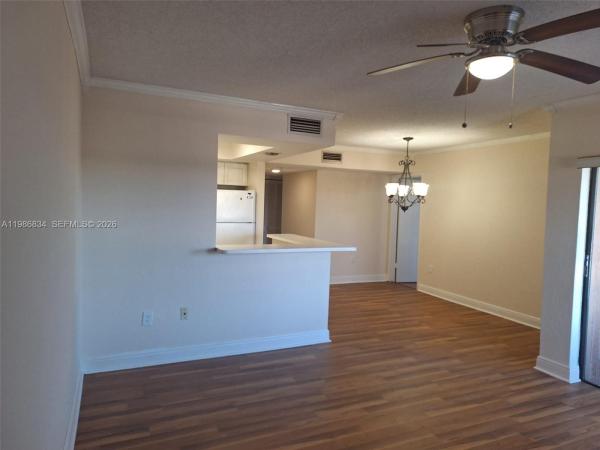 Lakeview Gardens At Miami Lakes, 17600 NW 68th Ave #B4009, Country Club, Florida 33015, image 2