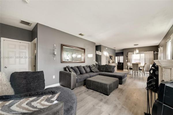 Emilios Place At Oasis, 347 NE 34th Ter, Homestead, Florida 33033, image 3