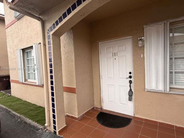 Valencia Villas, 3262 W 70th St #101, Hialeah, Florida 33018, image 1