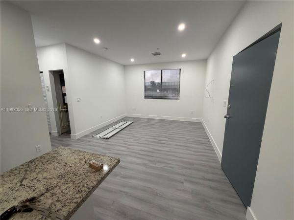 859 E 24th St #404, Hialeah, Florida 33013, image 1