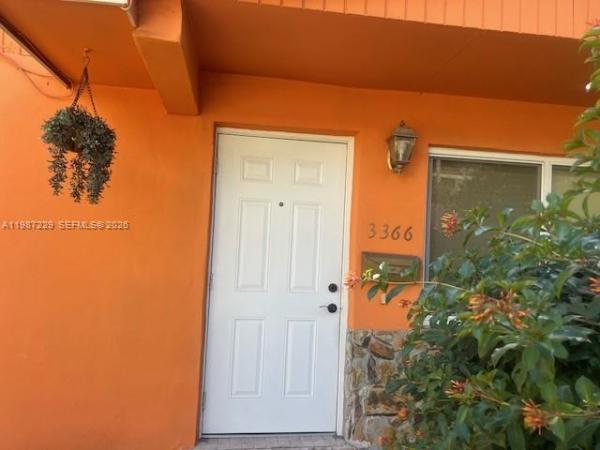 De Hedouvilles, 3366 Thomas Ave, Miami, Florida 33133, image 3