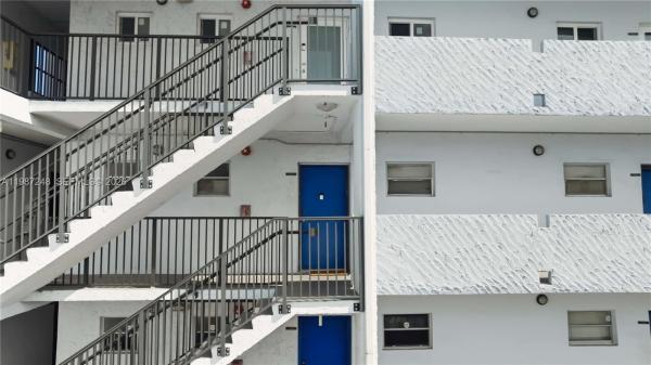 Village Square, 7521 NW 16th St #4307, Plantation, Florida 33313, image 1