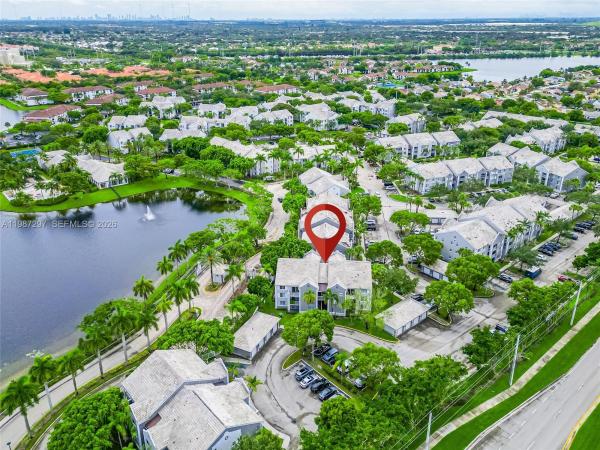 Devonaire At Pembroke Pines, 11185 SW 6th St #301, Pembroke Pines, Florida 33025, image 1