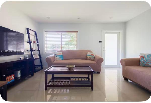 601 NW 116th St, Unincorporated Dade County, Florida 33168, image 1