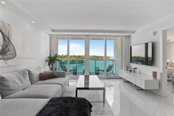 Aquasol, 6770 Indian Creek Dr #5M, Miami Beach, Florida 33141, image 1