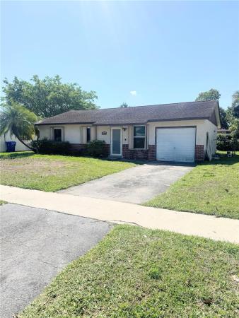 North Lauderdale Village, 8160 SW 6th St, North Lauderdale, Florida 33068, image 1