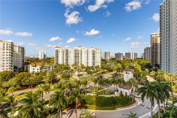 Towers Of Porto Vita South, 19955 NE 38th Ct #701, Aventura, Florida 33180, image 3