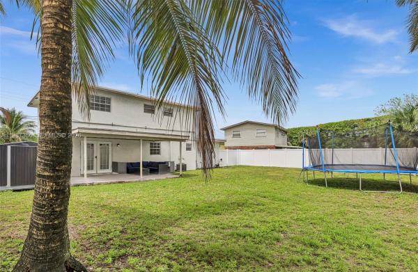 Falcon, 1220 NW 52nd Ave, Lauderhill, Florida 33313, image 1