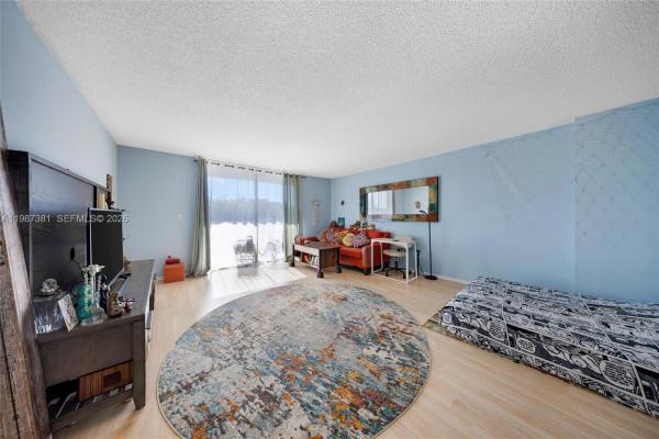 3 Horizons East, 12500 NE 15th Ave #312, North Miami, Florida 33161, image 1