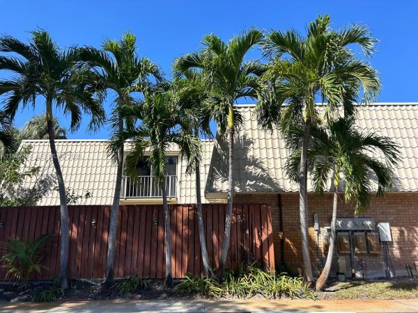 Embassy Park, 1700 Embassy Dr #204, West Palm Beach, Florida 33401, image 3