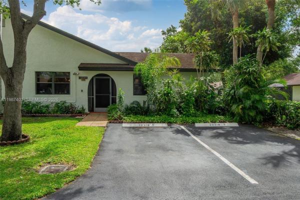  Village Of Boca Barwood, 23318 SW 55th Way #B, Boca Raton, Florida 33433, image 1