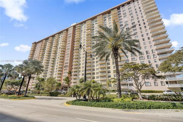 Winston Towers 200, 251 174th St #614, Sunny Isles Beach, Florida 33160, image 1