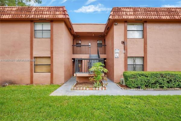 Lago Grande, 6580 W 27th Ct #58-12, Hialeah, Florida 33016, image 1