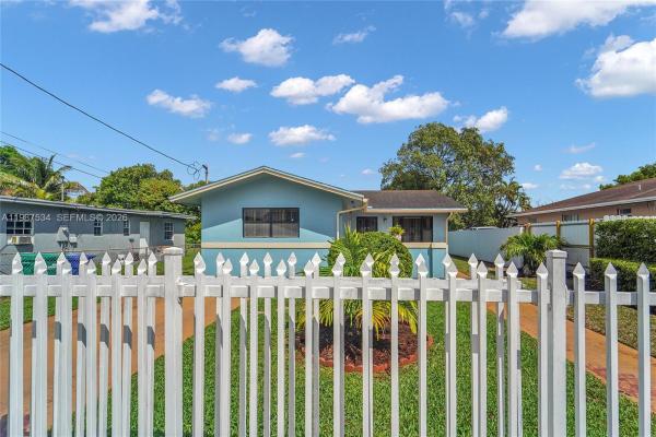 Fern Park, 3115 NW 65th St, Gladeview, Florida 33147, image 3