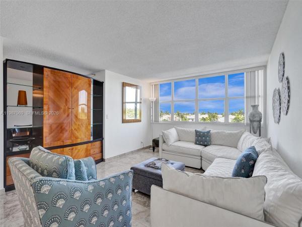 Trafalgar Towers, 1400 S Ocean Dr #406, Hollywood, Florida 33019, image 1