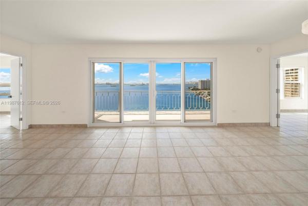 11111 Biscayne Blvd #19D, Unincorporated Dade County, Florida 33181, image 2