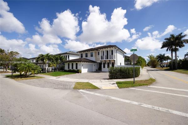 2981 SW 149th Ave, Unincorporated Dade County, Florida 33185, image 2
