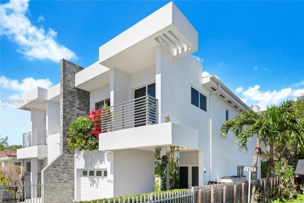 Miami Suburban Acres, 2943 SW 23rd St, Miami, Florida 33145, image 2