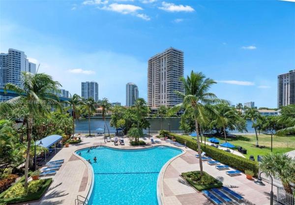 Oceanview A, 19390 Collins Ave #1623, Sunny Isles Beach, Florida 33160, image 2