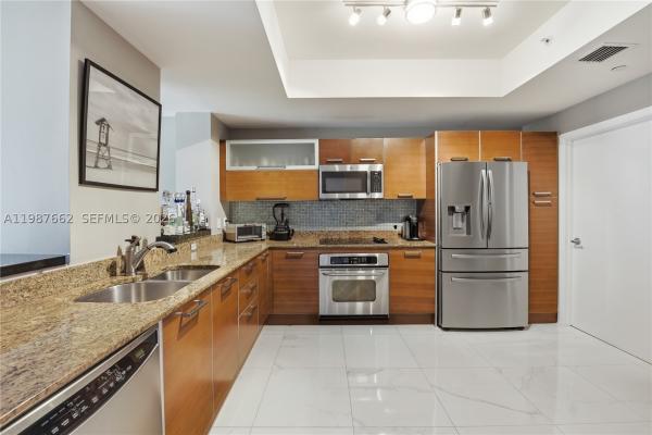 Aventura Marina 2, 3330 NE 190th St #310, Aventura, Florida 33180, image 1