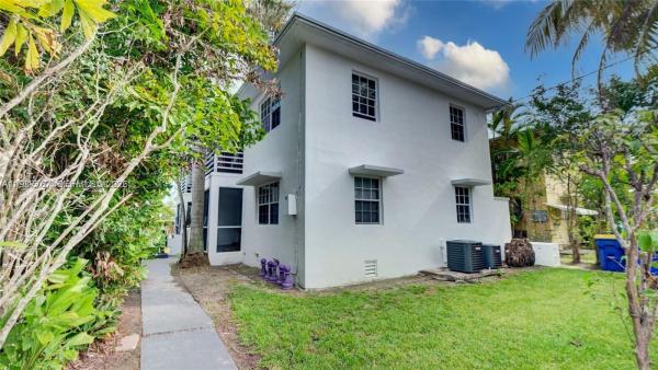 Isle Of Normandy, 1791 Marseille Dr, Miami Beach, Florida 33141, image 1