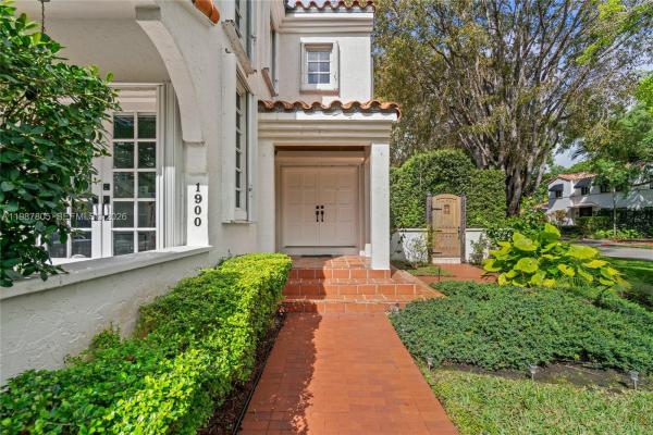 Granada, 1900 Pizarro St, Coral Gables, Florida 33134, image 3