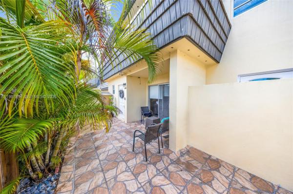 8383 SW 137th Ave #8383, Unincorporated Dade County, Florida 33183, image 1