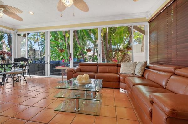 21391 Marina Cove Cir #11-K, Aventura, Florida 33180, image 1