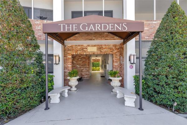 2190 NE 51st St Ct #204, Fort Lauderdale, Florida 33308, image 1