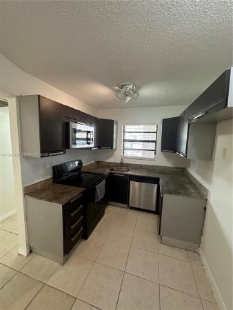 Blue Coral, 11213 Royal Palm Blvd, Coral Springs, Florida 33065, image 2