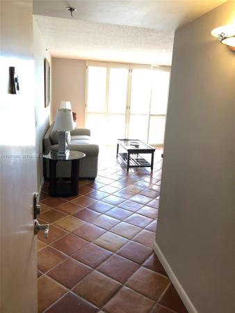 The Yacht Club At Aventura, 19901 E Country Club Dr #2206, Aventura, Florida 33180, image 1