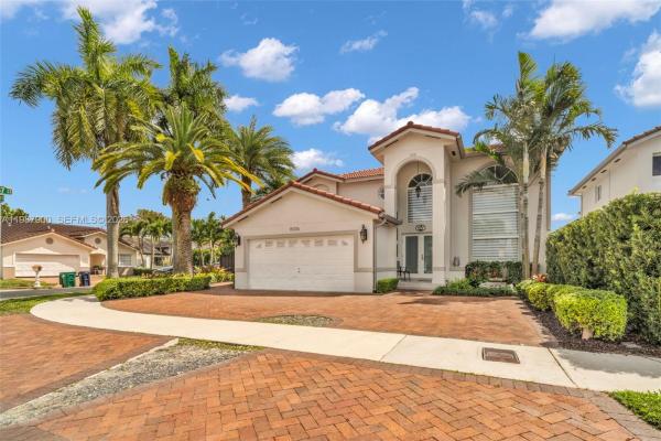 15726 SW 76th Ter, Unincorporated Dade County, Florida 33193, image 1