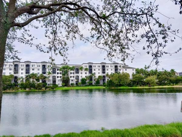 Vizcaya Lakes, 1660 Renaissance Commons Blvd #2606, Boynton Beach, Florida 33426, image 1