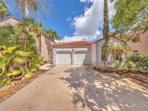 Lago Largo, 12345 NW 1st St, Plantation, Florida 33325, image 1