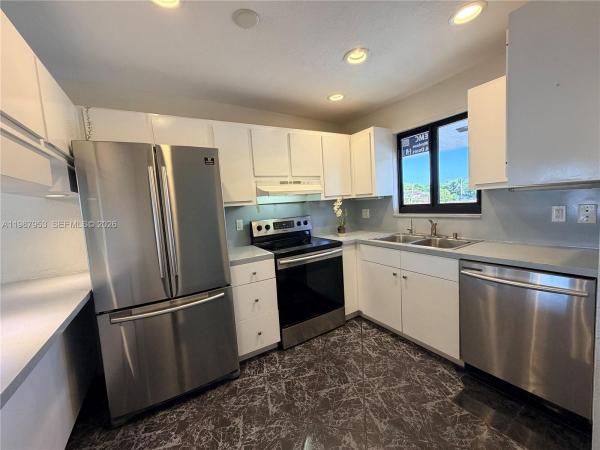 3525 SW 92nd Ave #3527, Unincorporated Dade County, Florida 33165, image 1