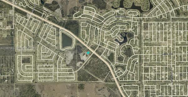 Mirror Lakes, 807 Fabian Cir, Fort Myers, Florida 33913, image 3