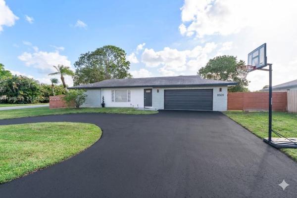 Westwood, 6701 NW 98th Ave, Tamarac, Florida 33321, image 2