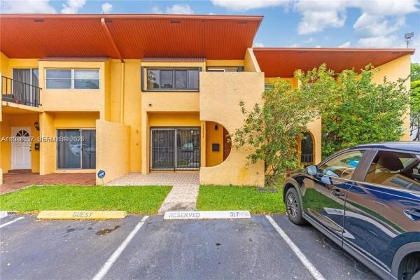 Taracoma Townhomes, 13705 SW 84th St #F, Kendale Lakes, Florida 33183, image 1