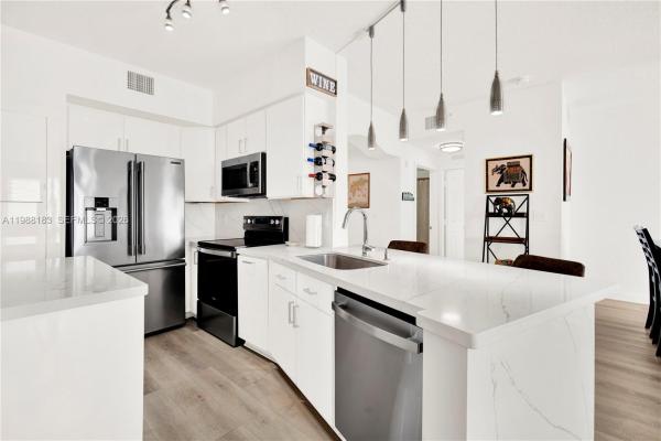 9021 SW 94th St #308, Unincorporated Dade County, Florida 33176, image 1